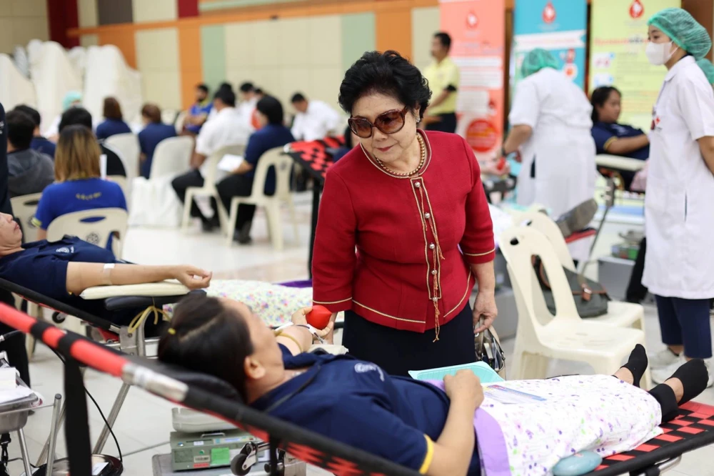 กิจกรรมบริจาคโลหิต เพื่อเฉลิมพระเกียรติพระบาทสมเด็จพระเจ้าอยู่หัว รัชกาลที่ 10